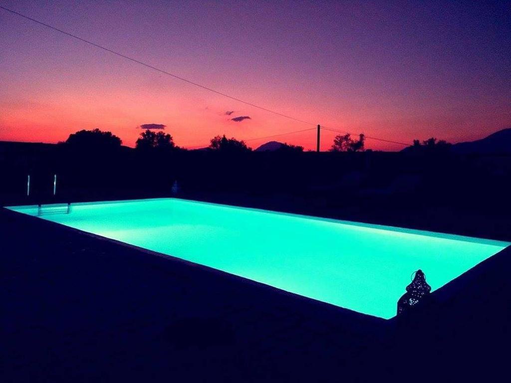 Veggera - private swimming pool Guest House Pombia Eksteriør bilde